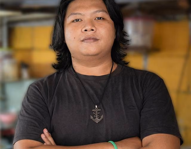 Bayu, Pemilik Kios Seblak