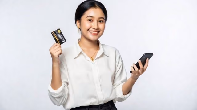Pinjol vs Bank: Mana yang Lebih Sesuai untuk Kebutuhan Finansial Kamu