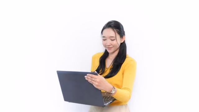 Gadai Laptop Dapat Berapa? Estimasi Nilai Taksir Terbaru dan Alternatif Dana Tanpa Jaminan