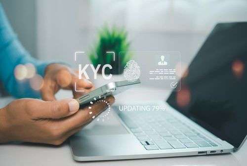 Pratinjau untuk Apa Itu e-KYC untuk Pinjaman Daring? Panduan Verifikasi Identitas Digital
