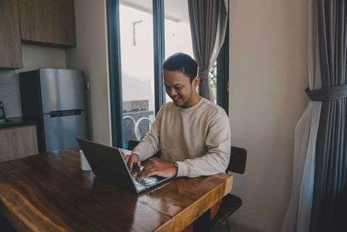 Pratinjau untuk Usaha Rumahan yang Tidak Ada Matinya: Peluang Bisnis Abadi di Era Digital