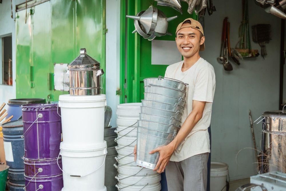 Modal Usaha Toko Plastik: Rincian Biaya, Estimasi, dan Cara Memulainya