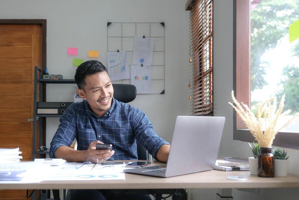 Cara Memisahkan Uang Usaha dan Pribadi agar Keuangan Bisnis Terstruktur