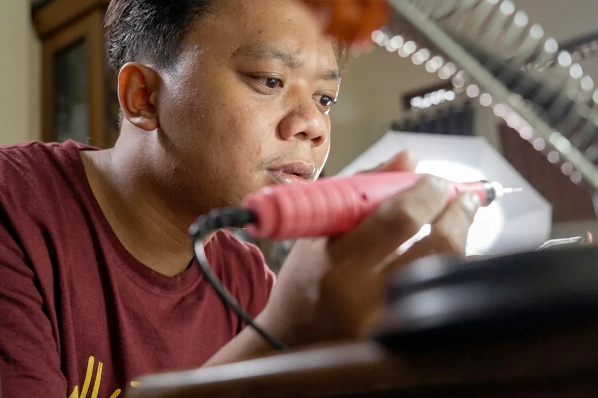Fajar, Entrepreneur